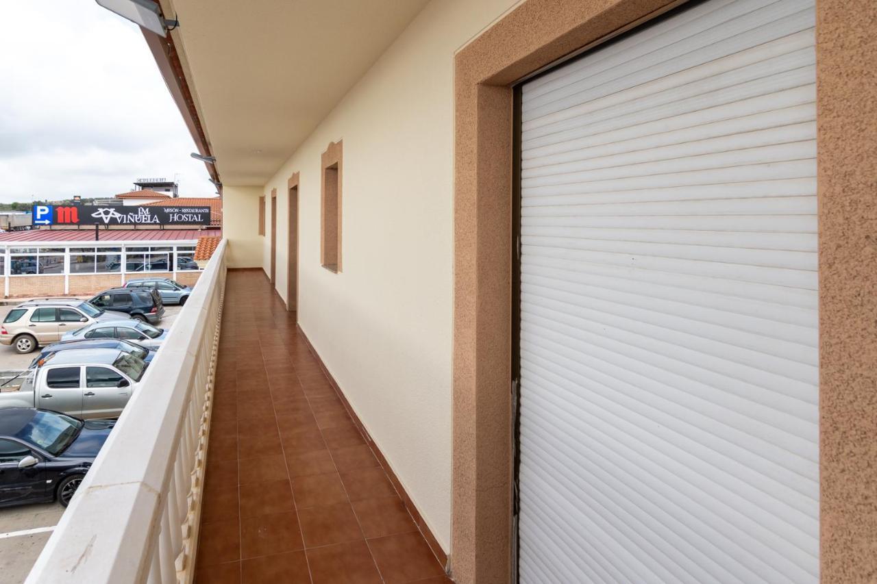 Hostal Vinuela San Pedro de Merida Екстериор снимка
